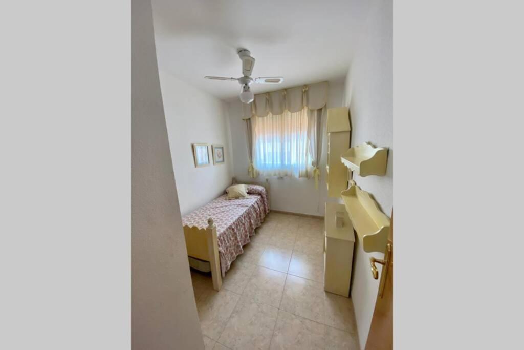 오로페사델마르 Excepcional Apartamento Frontal, 1A Linea De Playa, Marinador 아파트 외부 사진